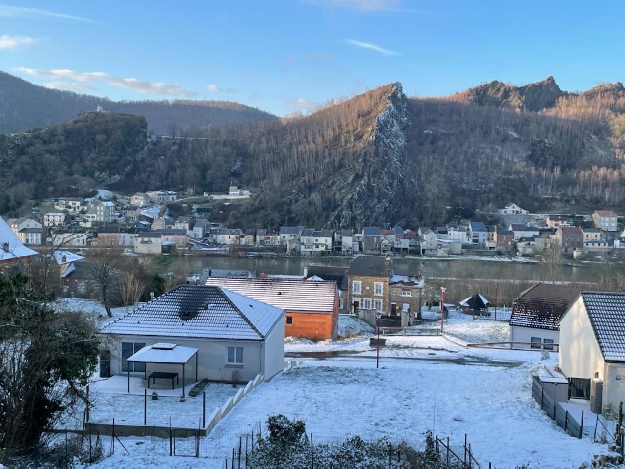 فيلا Chez Gwen Et Marie Bogny-sur-Meuse المظهر الخارجي الصورة